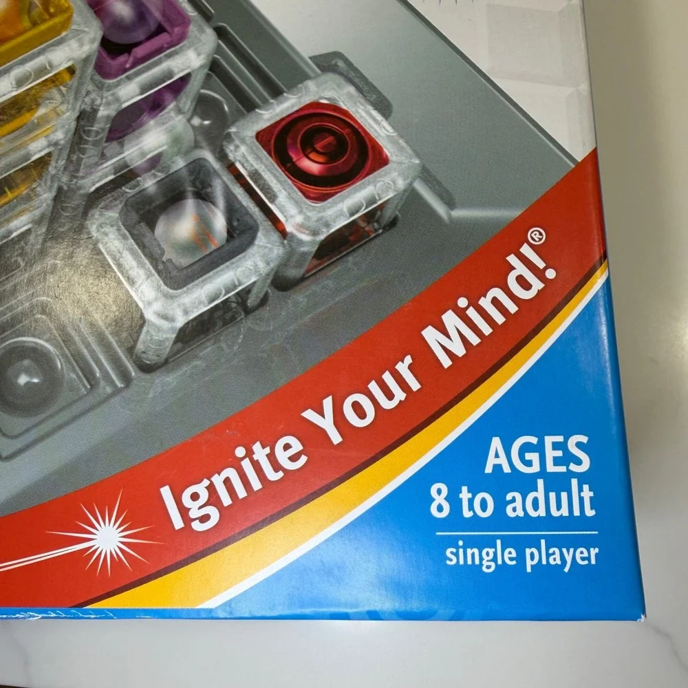 ThinkFun Gravity Maze Falling Marble Logic Game STEM Toy 60‎ Challenges